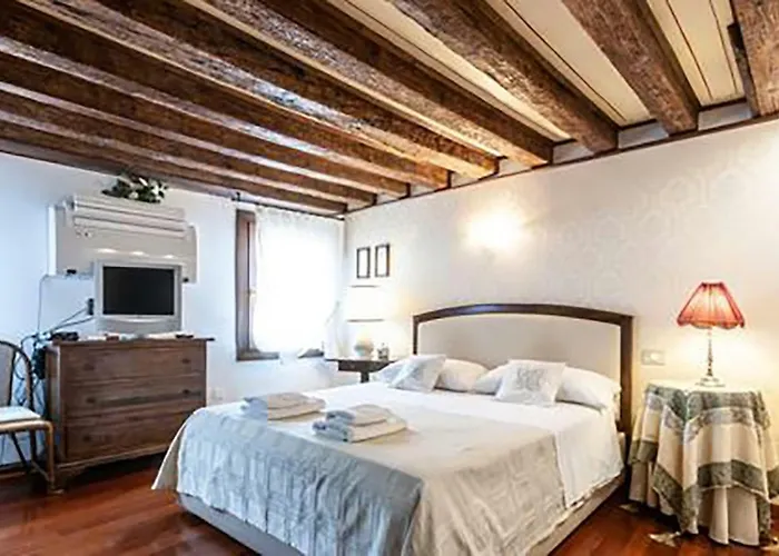 Venice Luca'S House